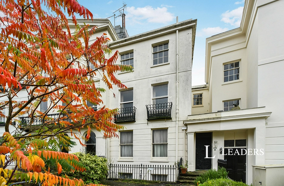2 bedroom apartment to rent - Montpelier Crescent, Brighton, East Sussex, BN1 - Property View 1