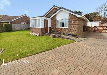 2 bedroom bungalow for sale - Tasman Close, Rustington, Littlehampton, West Sussex, BN16 - Property View 1