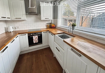 4 bedroom house for sale - Oaklea Close, Waterlooville, Hampshire, PO7 - Property View 1