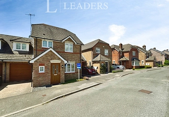 4 bedroom house for sale - Trafalgar Rise, Clanfield, Waterlooville, PO8 - Property View 1