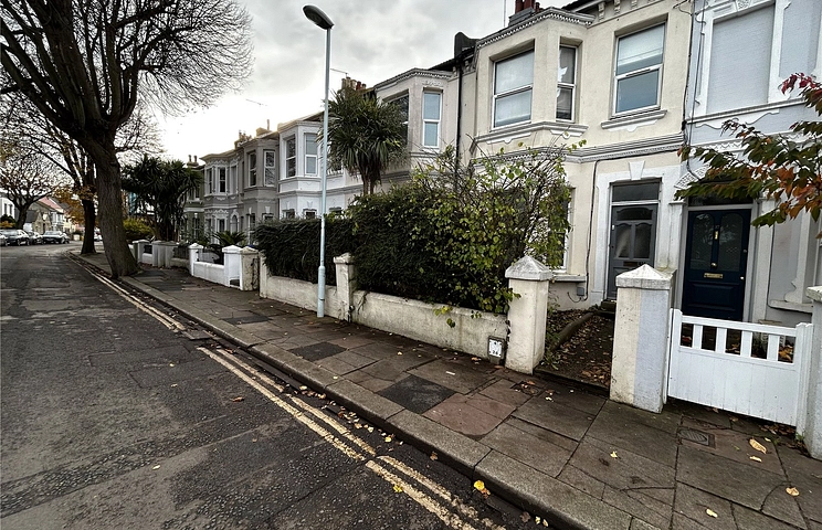 2 bedroom apartment to rent - Ashdown Road, Worthing, BN11