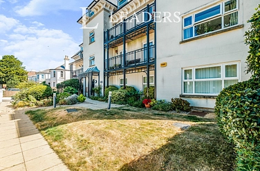 2 bedroom apartment to rent - Sonnet Court, 2 Tennyson Road, Worthing, BN11