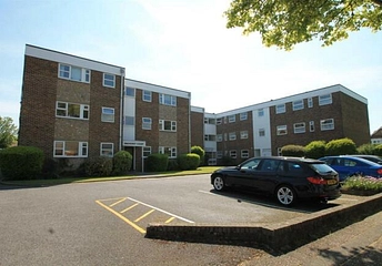 1 bed flat/apartment for rent in Downview Road, Worthing, BN11