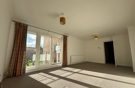 2 bedroom apartment to rent - Cardinal Court, Grand Avenue, Worthing, BN11 - Property View 3