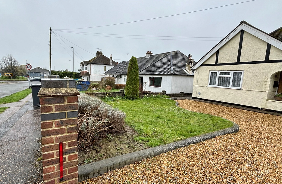 2 bedroom bungalow to rent - Manor Road, BN15 - Property View 1