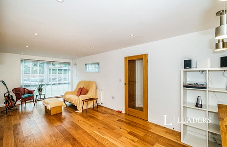 2 bedroom apartment to rent - Suncourt, Rye Close, Worthing, BN11 - Property View 3