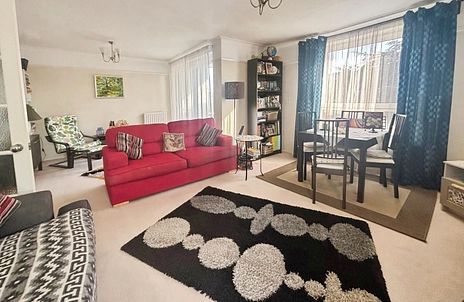 2 bedroom apartment to rent - Chichester Court, Pevensey Garden, Worthing, BN11 - Property View 3