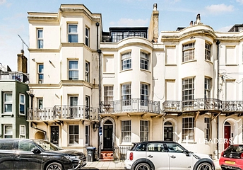 1 bedroom apartment to rent - 9 West Buildings, Worthing, BN11 - Property View 1