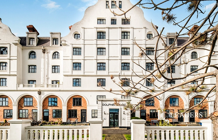 1 bedroom apartment to rent - Dolphin Lodge, Grand Avenue, Worthing, BN11