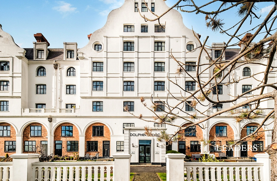 1 bedroom apartment to rent - Dolphin Lodge, Grand Avenue, Worthing, BN11 - Property View 1